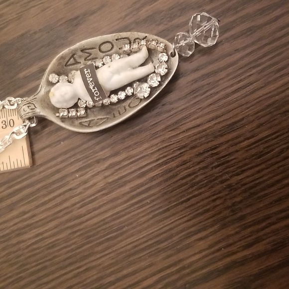 Frozen Charlotte necklace as found - Picture 4 of 5